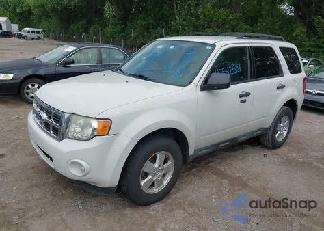 2011 Ford Escape Xlt Automatic from USA, damaged, VIN 1FMCU9DG1BKA63740